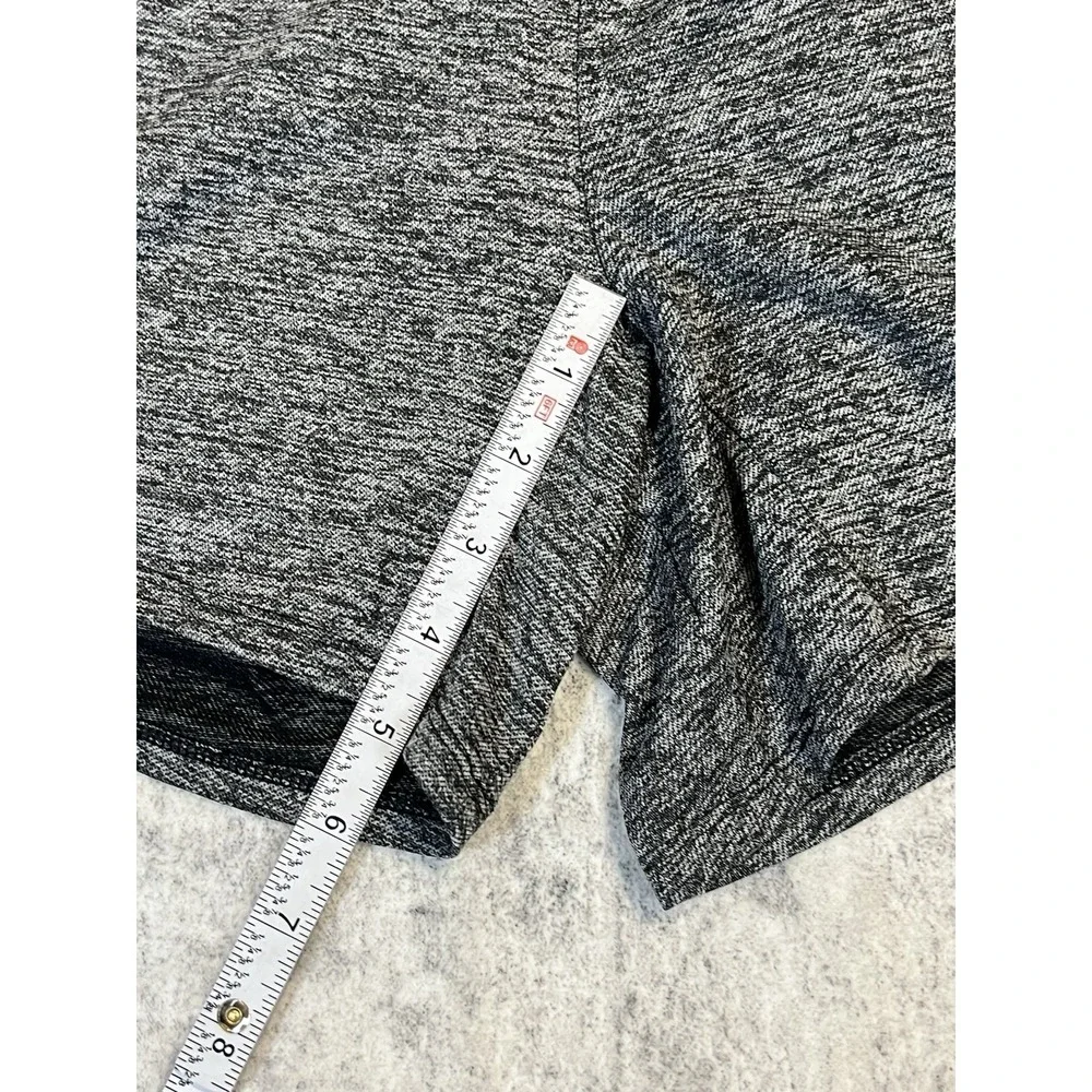 Nike Dri-Fit Attack Shorts Womens Small Running Training Walking Heather Gray
